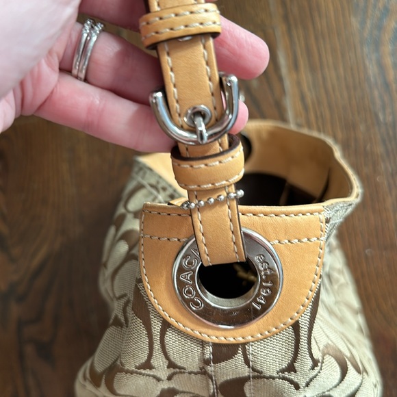 Coach handbag - Picture 7 of 11